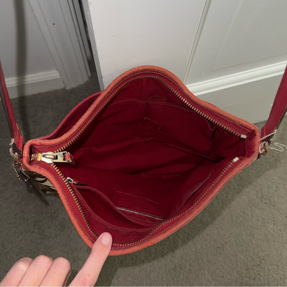 Coach Bag - Picture 4 of 6